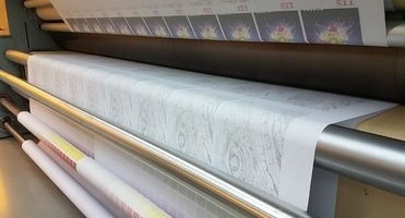 Main image Bedruckbare Textilien wird zurückgesetzt um Papier zu übertragen